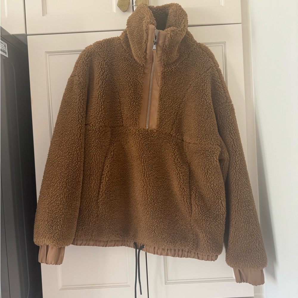 Varley pullover Sherpa jacket in toffee brown size small